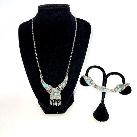 Vintage Necklace & Bracelet Silver Tone Turqouise Bead Hanging Metal Pendant B8 - Picture 3 of 7